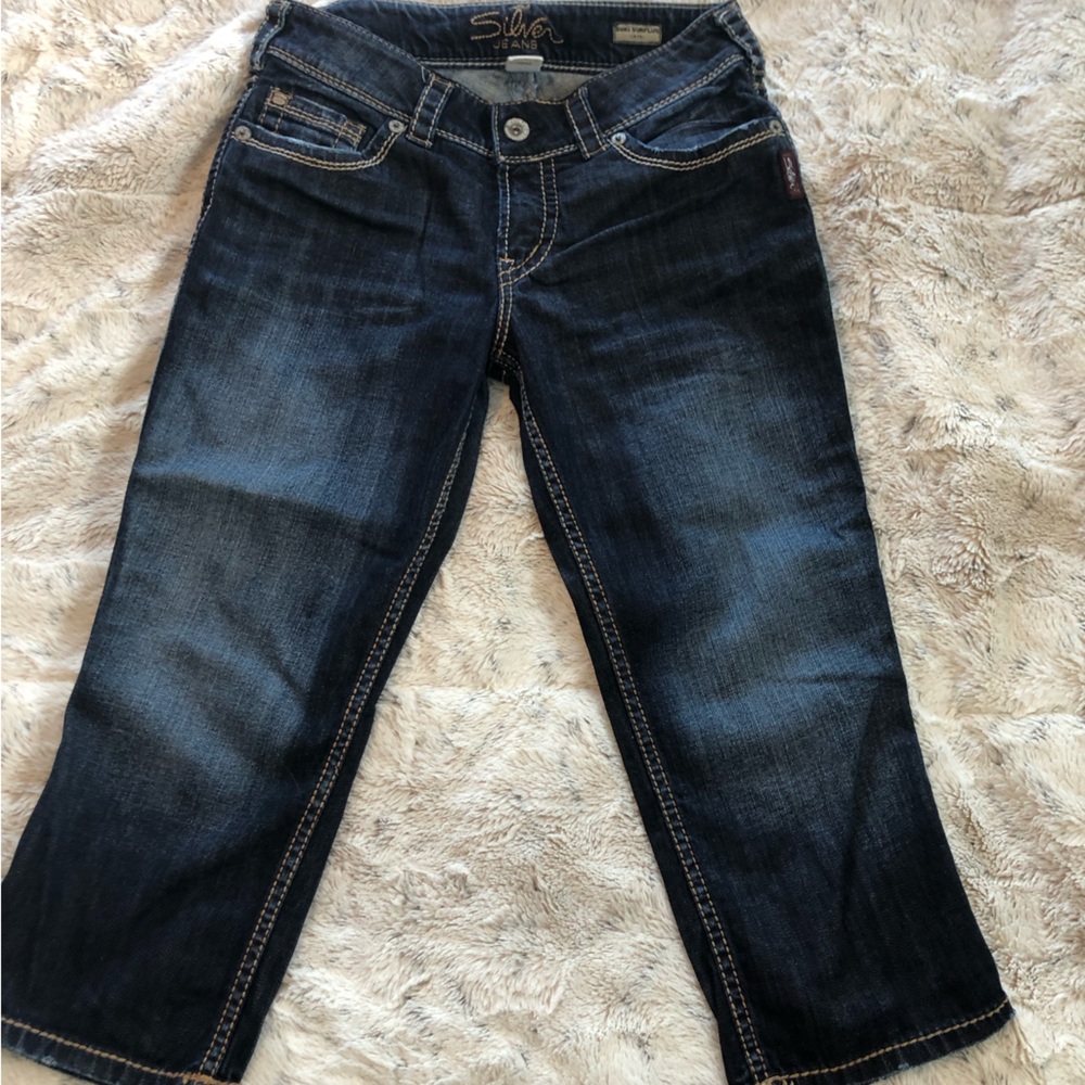 Silver Suki Surplus Medium wash Denim Jean Capri Size 29 Excellent Condition!